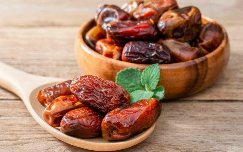 Wholesale Date Products - Whole & Pitted Dates & Pastes | Global Foods UK