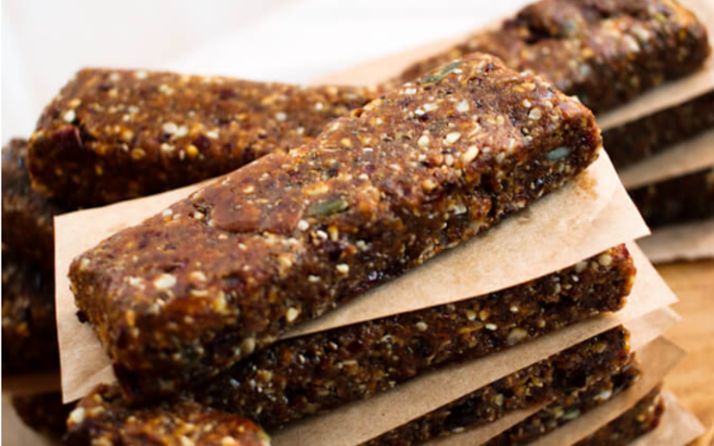 The Benefits of Date Paste for Bar Manufacturing