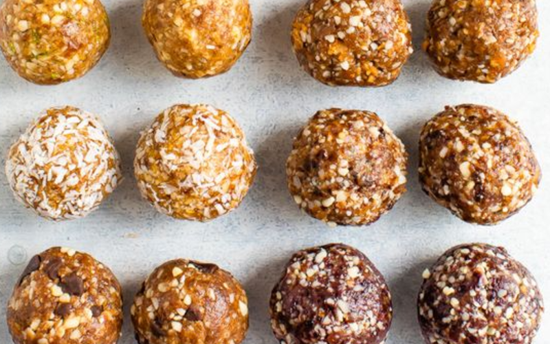 Exploring the Benefits of Date Paste for Sports Fitness